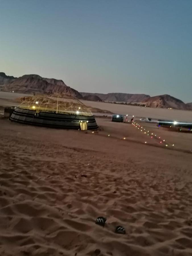 Oryx Camp Hotel Wadi Rum Exterior photo